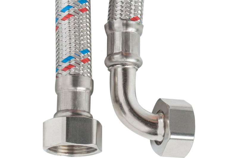 Подводка гибкая ГИГАНТ 20 см SS для воды 3/4" CODO L=0,6м г/г Монофлекс Н01663